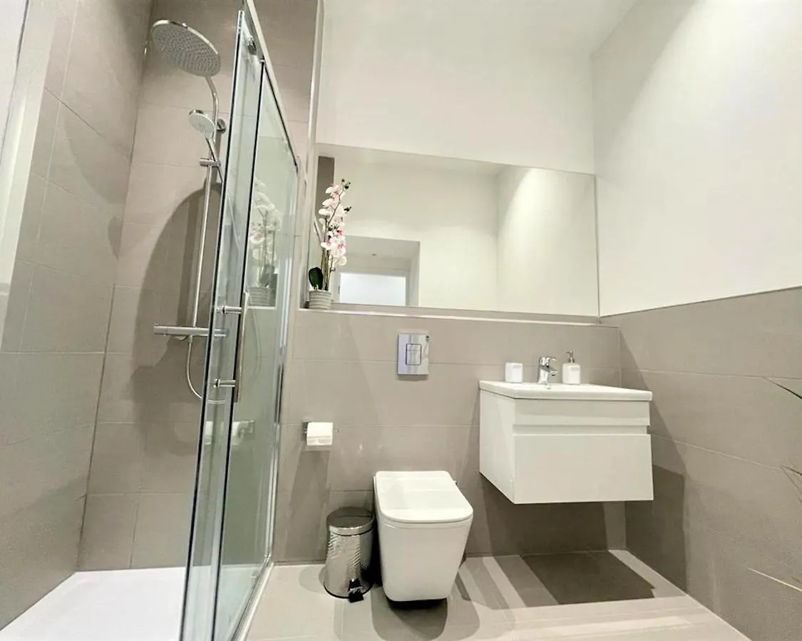 Chic, Newly Reno'D 1 Bed Open Plan, Nr The Meadows Apartment Edinburgh