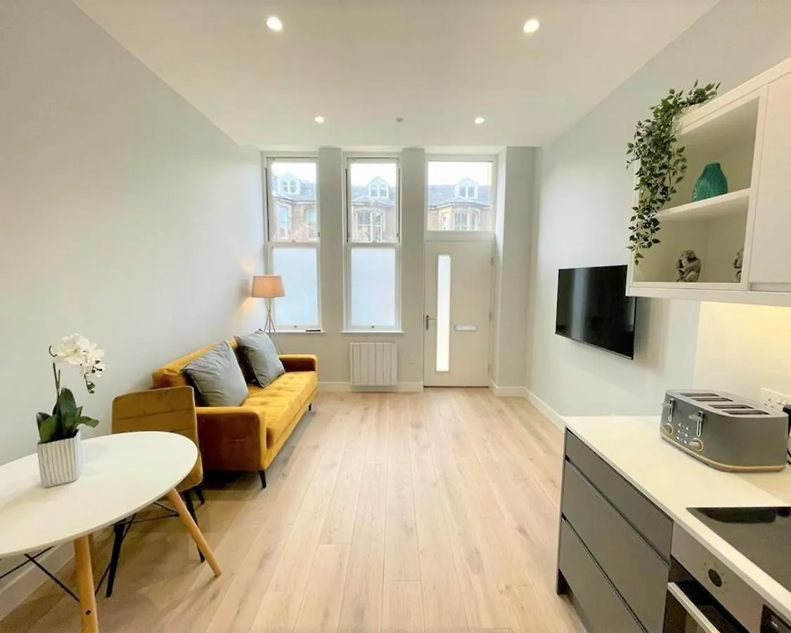 Chic, Newly Reno'D 1 Bed Open Plan, Nr The Meadows Apartment Edinburgh 0*,  United Kingdom
