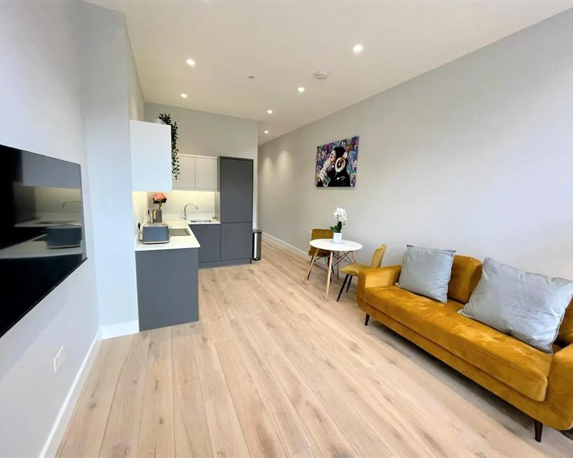 Chic, Newly Reno'D 1 Bed Open Plan, Nr The Meadows Apartment Edinburgh United Kingdom